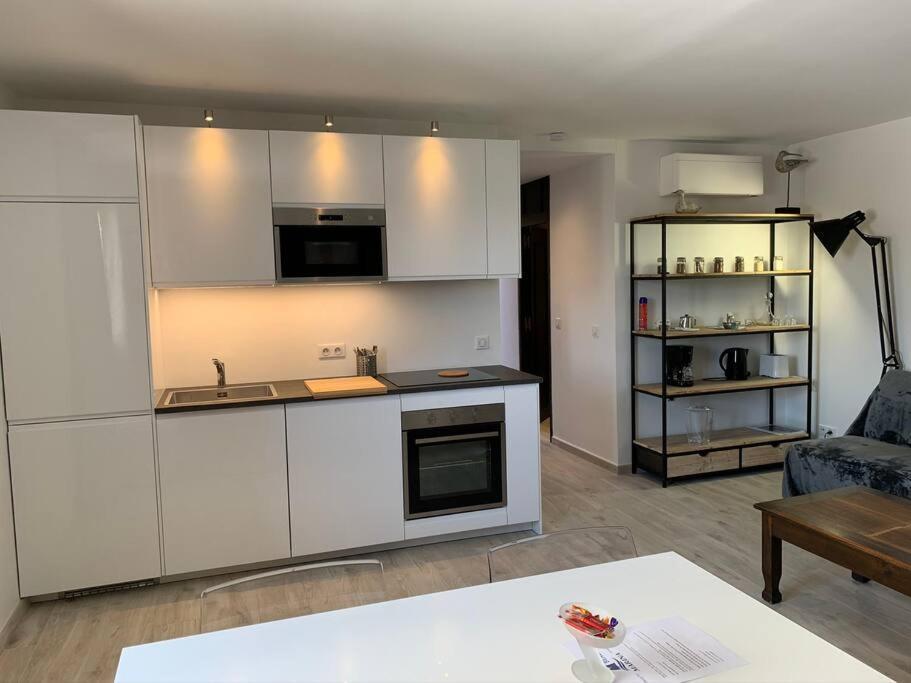 Appartement Neuf 4Km แซ็ง-ทรอเป ภายนอก รูปภาพ